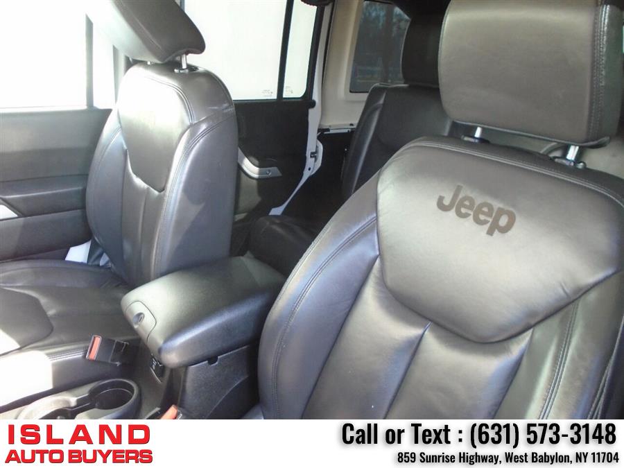 Used Jeep Wrangler Unlimited Sahara 4x4 4dr SUV 2016 | Island Auto Buyers. West Babylon, New York Used Jeep Wrangler Unlimited Sahara 4x4 4dr SUV 2016 | Island Auto Buyers. West Babylon, New York