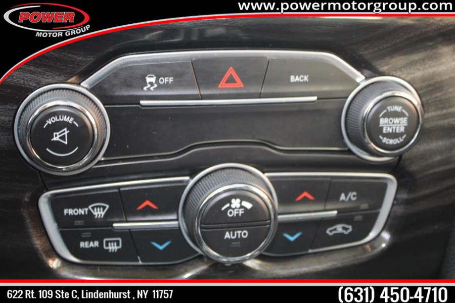 2015 Chrysler 300 4dr Sdn Limited AWD, available for sale in Lindenhurst, New York | Power Motor Group. Lindenhurst, New York 2015 Chrysler 300 4dr Sdn Limited AWD, available for sale in Lindenhurst, New York | Power Motor Group. Lindenhurst, New York
