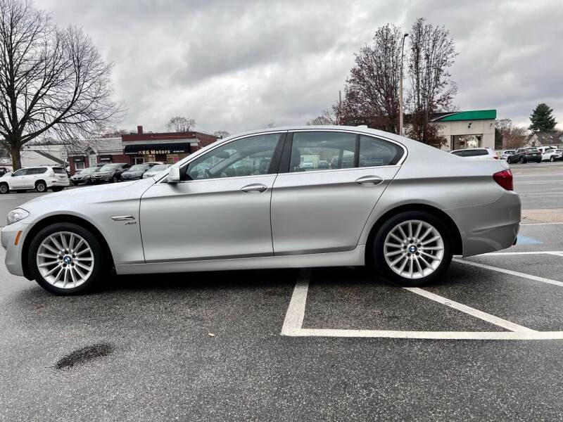 Used BMW 5 Series 4dr Sdn 535i xDrive AWD 2012 | Motorcars of Boston. Newton, Massachusetts Used BMW 5 Series 4dr Sdn 535i xDrive AWD 2012 | Motorcars of Boston. Newton, Massachusetts