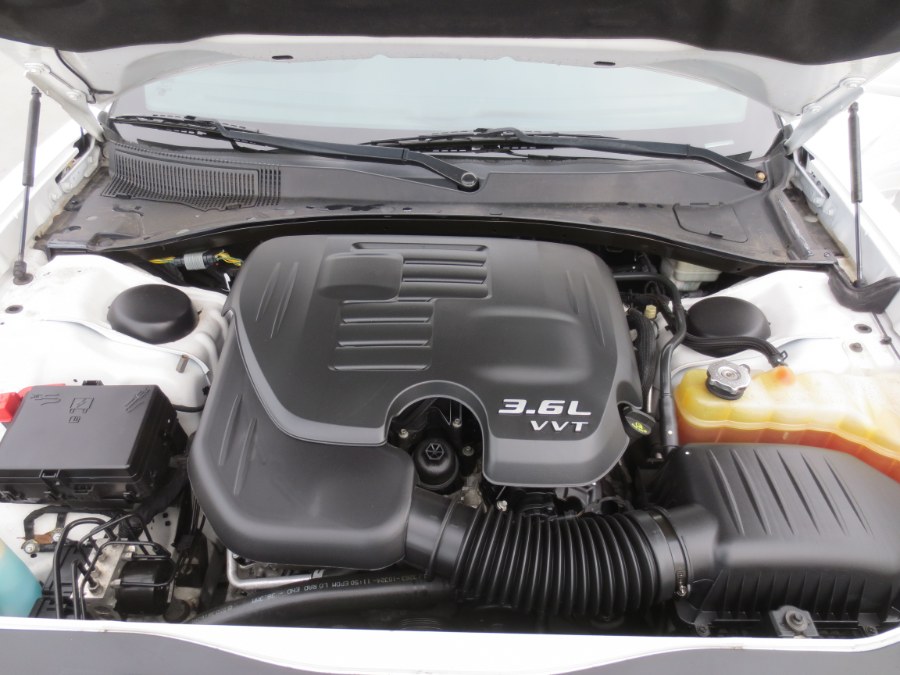 2014 Dodge Charger 4dr Sdn SE RWD, available for sale in Santa Ana, California | Auto Max Of Santa Ana. Santa Ana, California 2014 Dodge Charger 4dr Sdn SE RWD, available for sale in Santa Ana, California | Auto Max Of Santa Ana. Santa Ana, California