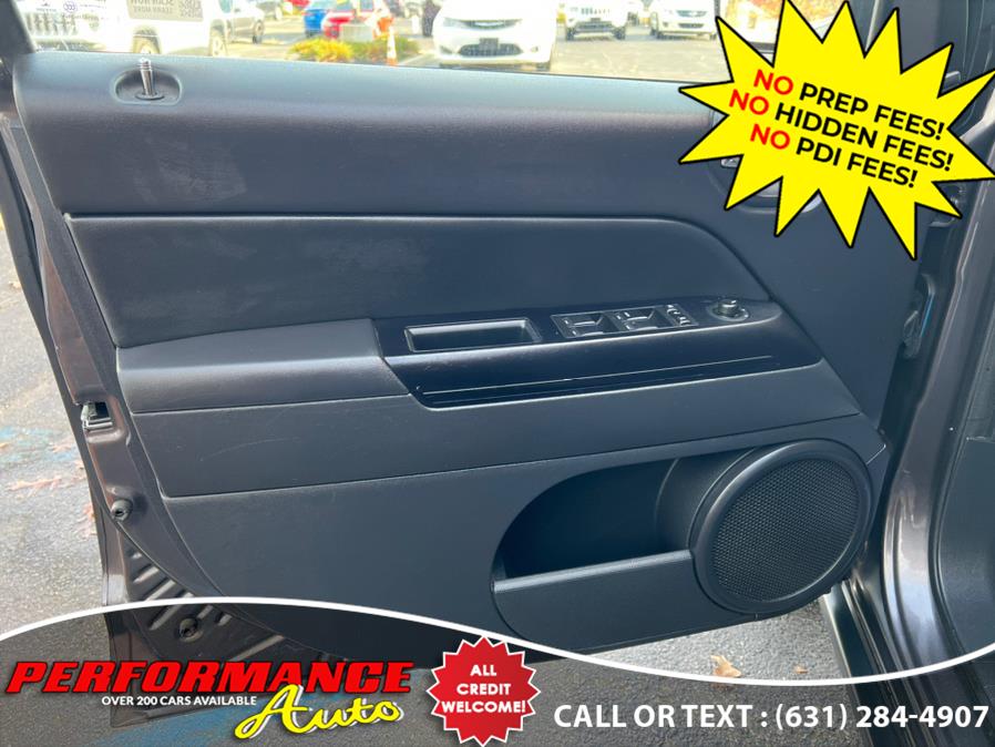 2016 Jeep Compass 4WD 4dr Sport, available for sale in Bohemia, New York | Performance Auto Inc. Bohemia, New York 2016 Jeep Compass 4WD 4dr Sport, available for sale in Bohemia, New York | Performance Auto Inc. Bohemia, New York