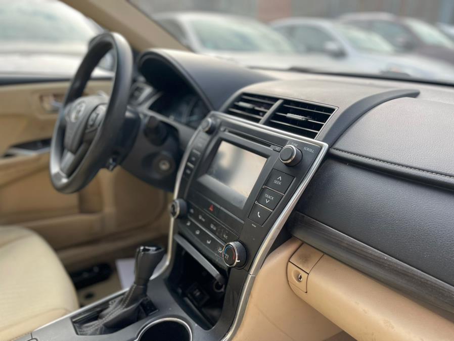 Used Toyota Camry 4dr Sdn I4 Auto XLE (Natl) 2015 | NYC Automart Inc. Brooklyn, New York Used Toyota Camry 4dr Sdn I4 Auto XLE (Natl) 2015 | NYC Automart Inc. Brooklyn, New York