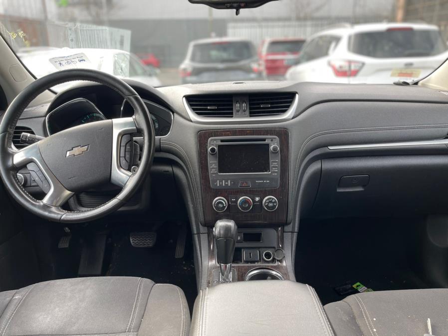 Used Chevrolet Traverse FWD 4dr LT w/1LT 2017 | NYC Automart Inc. Brooklyn, New York Used Chevrolet Traverse FWD 4dr LT w/1LT 2017 | NYC Automart Inc. Brooklyn, New York