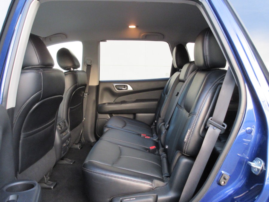 2020 Nissan Pathfinder FWD SL, available for sale in Linden, New Jersey | Route 27 Auto Mall. Linden, New Jersey 2020 Nissan Pathfinder FWD SL, available for sale in Linden, New Jersey | Route 27 Auto Mall. Linden, New Jersey