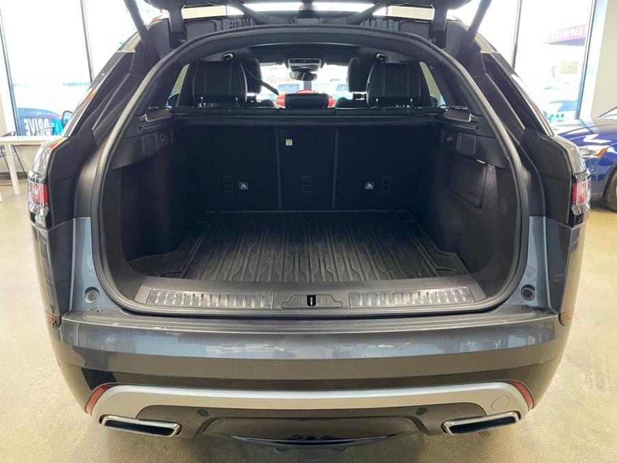 Used Land Rover Range Rover Velar P340 R-Dynamic SE 2019 | 5 Towns Drive. Inwood, New York Used Land Rover Range Rover Velar P340 R-Dynamic SE 2019 | 5 Towns Drive. Inwood, New York
