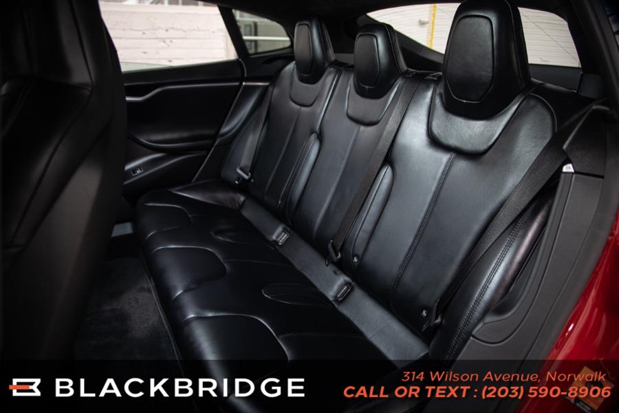 Used Tesla Model S 4dr Sdn AWD 70D 2016 | Black Bridge Motors, LLC. Norwalk, Connecticut Used Tesla Model S 4dr Sdn AWD 70D 2016 | Black Bridge Motors, LLC. Norwalk, Connecticut