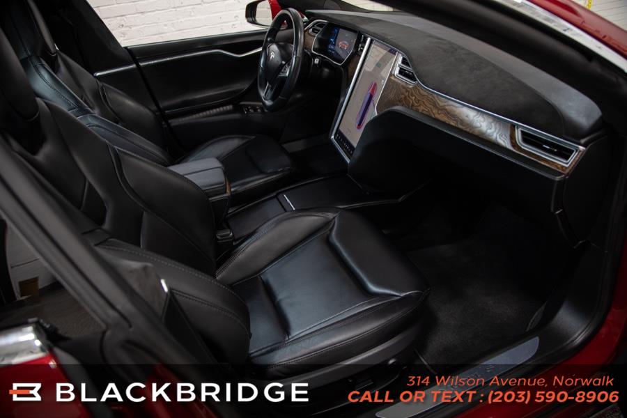 Used Tesla Model S 4dr Sdn AWD 70D 2016 | Black Bridge Motors, LLC. Norwalk, Connecticut Used Tesla Model S 4dr Sdn AWD 70D 2016 | Black Bridge Motors, LLC. Norwalk, Connecticut