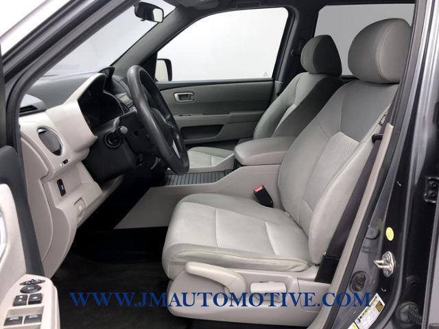 2013 Honda Pilot 4WD 4dr LX, available for sale in Naugatuck, Connecticut | J&M Automotive Sls&Svc LLC. Naugatuck, Connecticut 2013 Honda Pilot 4WD 4dr LX, available for sale in Naugatuck, Connecticut | J&M Automotive Sls&Svc LLC. Naugatuck, Connecticut