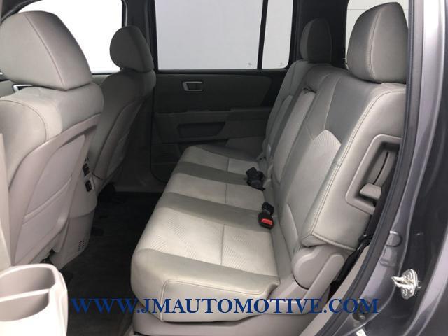 2013 Honda Pilot 4WD 4dr LX, available for sale in Naugatuck, Connecticut | J&M Automotive Sls&Svc LLC. Naugatuck, Connecticut 2013 Honda Pilot 4WD 4dr LX, available for sale in Naugatuck, Connecticut | J&M Automotive Sls&Svc LLC. Naugatuck, Connecticut