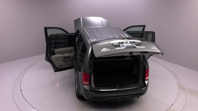 2013 Honda Pilot 4WD 4dr LX, available for sale in Naugatuck, Connecticut | J&M Automotive Sls&Svc LLC. Naugatuck, Connecticut 2013 Honda Pilot 4WD 4dr LX, available for sale in Naugatuck, Connecticut | J&M Automotive Sls&Svc LLC. Naugatuck, Connecticut