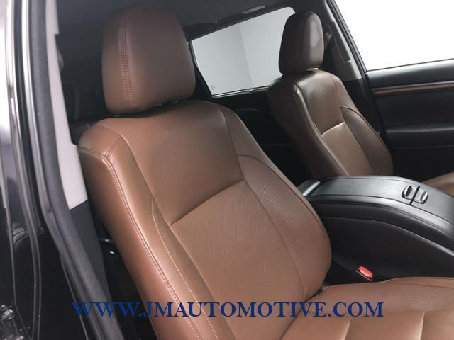 2018 Toyota Highlander Limited V6 AWD, available for sale in Naugatuck, Connecticut | J&M Automotive Sls&Svc LLC. Naugatuck, Connecticut 2018 Toyota Highlander Limited V6 AWD, available for sale in Naugatuck, Connecticut | J&M Automotive Sls&Svc LLC. Naugatuck, Connecticut