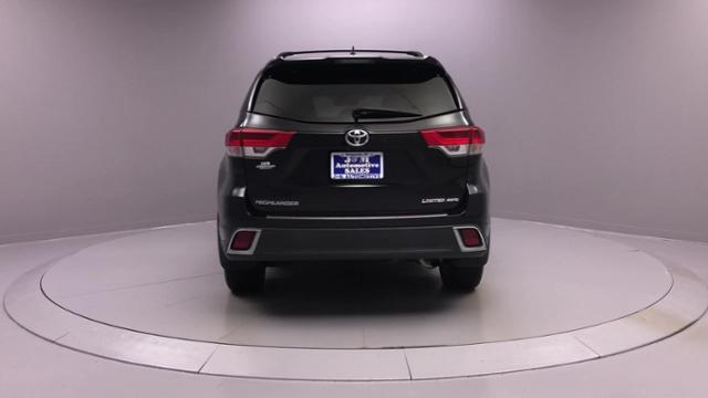 2018 Toyota Highlander Limited V6 AWD, available for sale in Naugatuck, Connecticut | J&M Automotive Sls&Svc LLC. Naugatuck, Connecticut 2018 Toyota Highlander Limited V6 AWD, available for sale in Naugatuck, Connecticut | J&M Automotive Sls&Svc LLC. Naugatuck, Connecticut