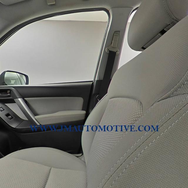 2015 Subaru Forester 4dr CVT 2.5i PZEV, available for sale in Naugatuck, Connecticut | J&M Automotive Sls&Svc LLC. Naugatuck, Connecticut 2015 Subaru Forester 4dr CVT 2.5i PZEV, available for sale in Naugatuck, Connecticut | J&M Automotive Sls&Svc LLC. Naugatuck, Connecticut