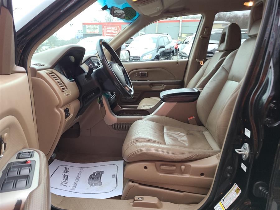 Used Honda Pilot 4WD EX-L Auto 2004 | National Auto Brokers, Inc.. Waterbury, Connecticut Used Honda Pilot 4WD EX-L Auto 2004 | National Auto Brokers, Inc.. Waterbury, Connecticut
