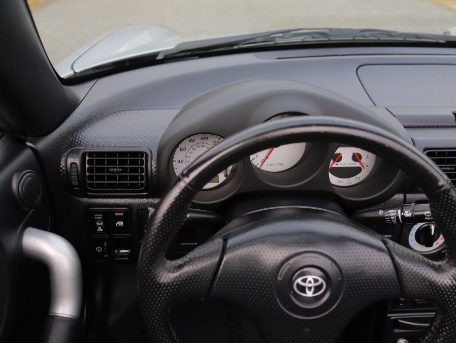 Used Toyota MR2 Spyder 2dr Conv Manual 2000 | Meccanic Shop North Inc. North Salem, New York Used Toyota MR2 Spyder 2dr Conv Manual 2000 | Meccanic Shop North Inc. North Salem, New York