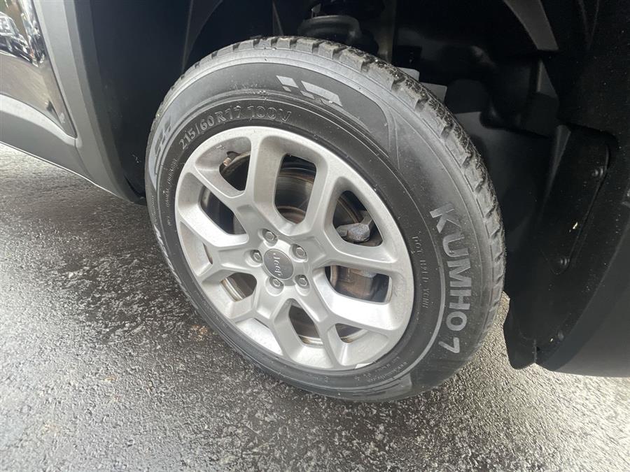 2017 Jeep Renegade Latitude 4x4, available for sale in Stratford, Connecticut | Wiz Leasing Inc. Stratford, Connecticut 2017 Jeep Renegade Latitude 4x4, available for sale in Stratford, Connecticut | Wiz Leasing Inc. Stratford, Connecticut