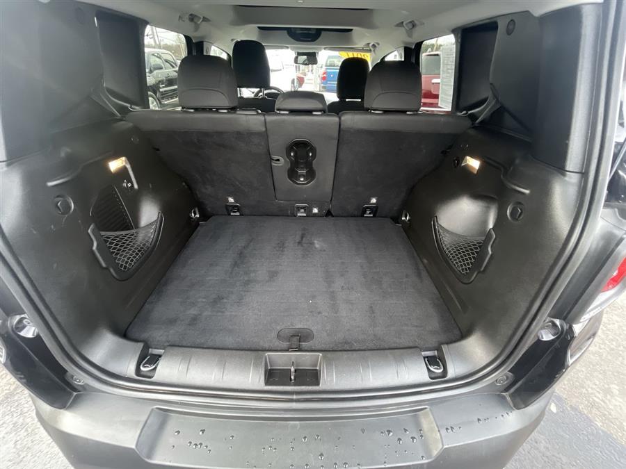 2017 Jeep Renegade Latitude 4x4, available for sale in Stratford, Connecticut | Wiz Leasing Inc. Stratford, Connecticut 2017 Jeep Renegade Latitude 4x4, available for sale in Stratford, Connecticut | Wiz Leasing Inc. Stratford, Connecticut