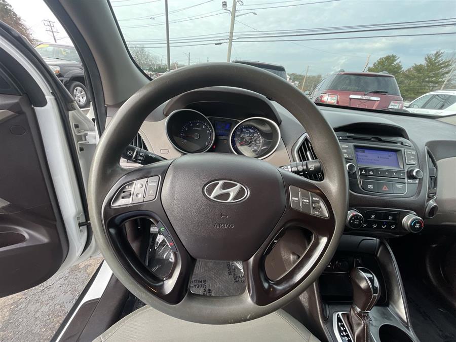 2014 Hyundai Tucson FWD 4dr GLS, available for sale in Stratford, Connecticut | Wiz Leasing Inc. Stratford, Connecticut 2014 Hyundai Tucson FWD 4dr GLS, available for sale in Stratford, Connecticut | Wiz Leasing Inc. Stratford, Connecticut