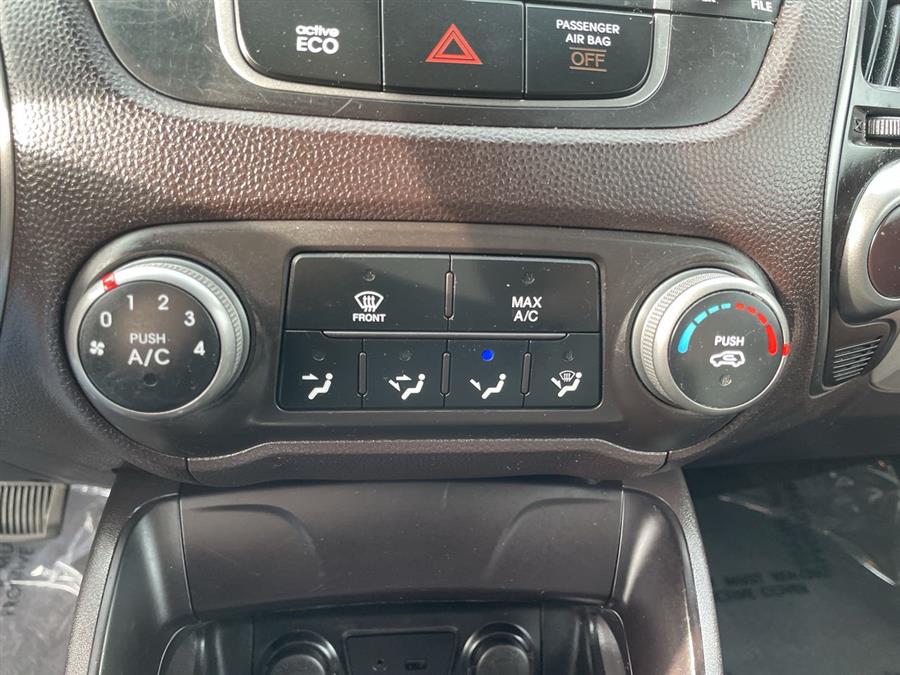 2014 Hyundai Tucson FWD 4dr GLS, available for sale in Stratford, Connecticut | Wiz Leasing Inc. Stratford, Connecticut 2014 Hyundai Tucson FWD 4dr GLS, available for sale in Stratford, Connecticut | Wiz Leasing Inc. Stratford, Connecticut