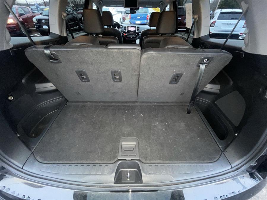 2016 Honda Pilot AWD 4dr Elite w/RES & Navi, available for sale in Stratford, Connecticut | Wiz Leasing Inc. Stratford, Connecticut 2016 Honda Pilot AWD 4dr Elite w/RES & Navi, available for sale in Stratford, Connecticut | Wiz Leasing Inc. Stratford, Connecticut