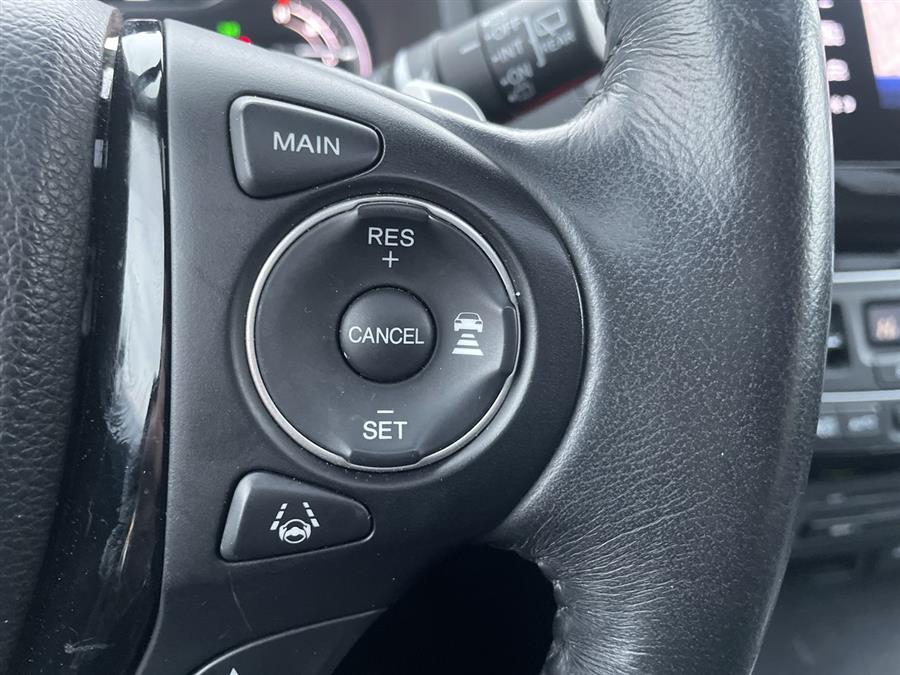 2016 Honda Pilot AWD 4dr Elite w/RES & Navi, available for sale in Stratford, Connecticut | Wiz Leasing Inc. Stratford, Connecticut 2016 Honda Pilot AWD 4dr Elite w/RES & Navi, available for sale in Stratford, Connecticut | Wiz Leasing Inc. Stratford, Connecticut