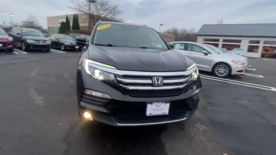 2016 Honda Pilot AWD 4dr Elite w/RES & Navi, available for sale in Stratford, Connecticut | Wiz Leasing Inc. Stratford, Connecticut 2016 Honda Pilot AWD 4dr Elite w/RES & Navi, available for sale in Stratford, Connecticut | Wiz Leasing Inc. Stratford, Connecticut