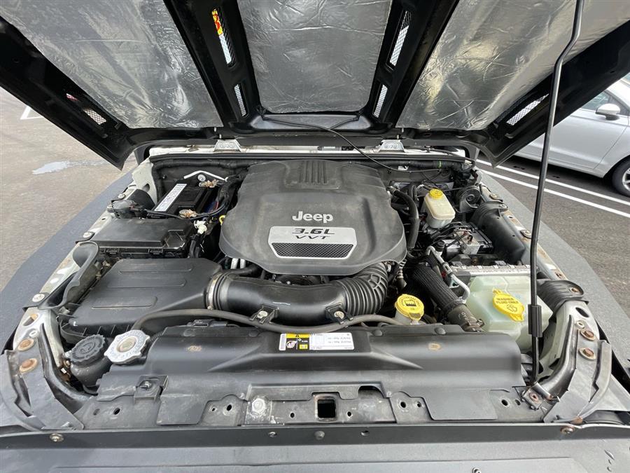 2013 Jeep Wrangler 4WD 2dr Sport, available for sale in Stratford, Connecticut | Wiz Leasing Inc. Stratford, Connecticut 2013 Jeep Wrangler 4WD 2dr Sport, available for sale in Stratford, Connecticut | Wiz Leasing Inc. Stratford, Connecticut