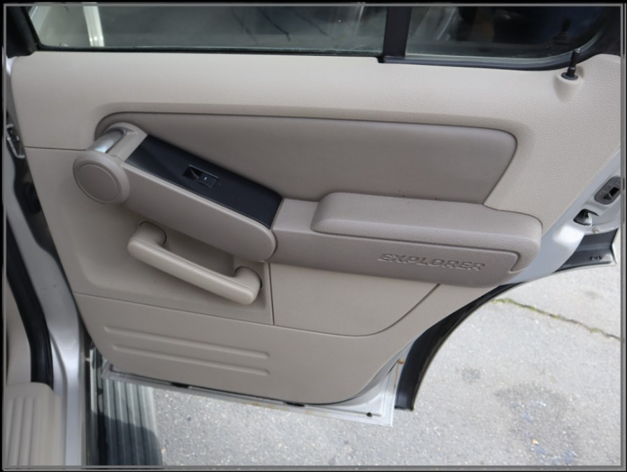 2007 Ford Explorer 4WD 4dr V6 XLT, available for sale in Huntington Station, New York | My Auto Inc.. Huntington Station, New York 2007 Ford Explorer 4WD 4dr V6 XLT, available for sale in Huntington Station, New York | My Auto Inc.. Huntington Station, New York