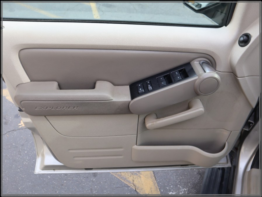 2007 Ford Explorer 4WD 4dr V6 XLT, available for sale in Huntington Station, New York | My Auto Inc.. Huntington Station, New York 2007 Ford Explorer 4WD 4dr V6 XLT, available for sale in Huntington Station, New York | My Auto Inc.. Huntington Station, New York