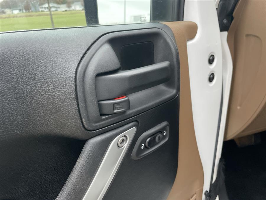 2014 Jeep Wrangler Unlimited 4WD 4dr Sahara, available for sale in Elida, Ohio | Josh's All Under Ten LLC. Elida, Ohio 2014 Jeep Wrangler Unlimited 4WD 4dr Sahara, available for sale in Elida, Ohio | Josh's All Under Ten LLC. Elida, Ohio