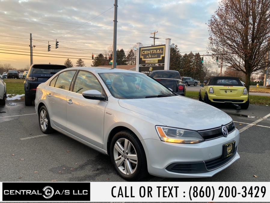 2013 Volkswagen Jetta Sedan 4dr Auto Hybrid SE, available for sale in East Windsor, Connecticut | Central A/S LLC. East Windsor, Connecticut 2013 Volkswagen Jetta Sedan 4dr Auto Hybrid SE, available for sale in East Windsor, Connecticut | Central A/S LLC. East Windsor, Connecticut