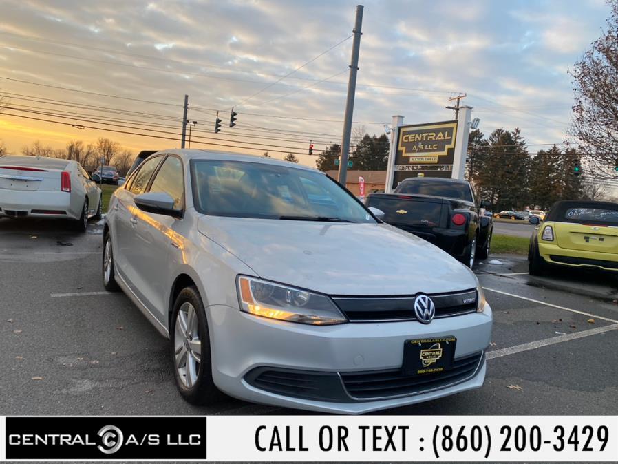 2013 Volkswagen Jetta Sedan 4dr Auto Hybrid SE, available for sale in East Windsor, Connecticut | Central A/S LLC. East Windsor, Connecticut