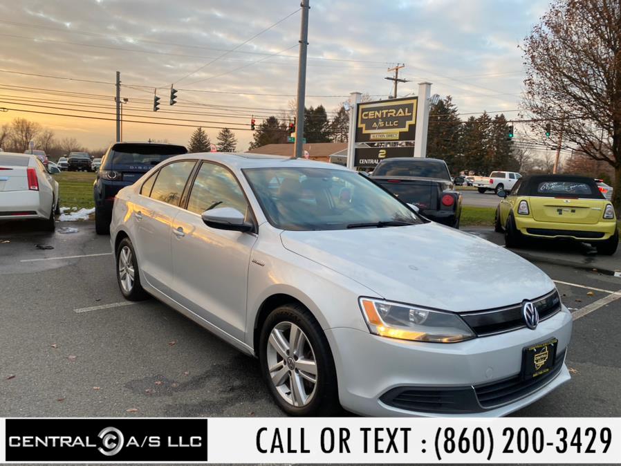 2013 Volkswagen Jetta Sedan 4dr Auto Hybrid SE, available for sale in East Windsor, Connecticut | Central A/S LLC. East Windsor, Connecticut 2013 Volkswagen Jetta Sedan 4dr Auto Hybrid SE, available for sale in East Windsor, Connecticut | Central A/S LLC. East Windsor, Connecticut