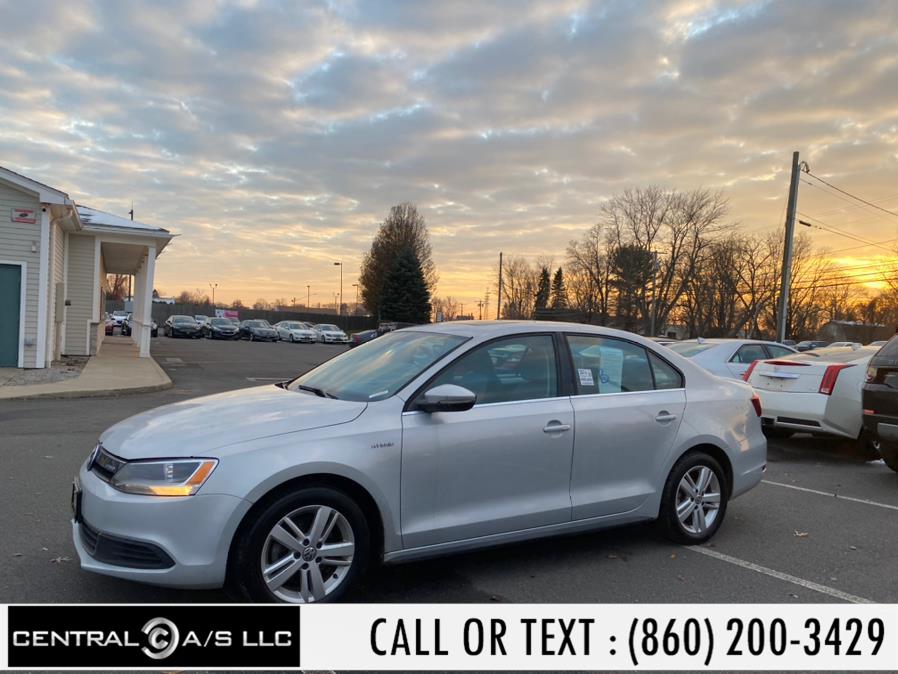 2013 Volkswagen Jetta Sedan 4dr Auto Hybrid SE, available for sale in East Windsor, Connecticut | Central A/S LLC. East Windsor, Connecticut 2013 Volkswagen Jetta Sedan 4dr Auto Hybrid SE, available for sale in East Windsor, Connecticut | Central A/S LLC. East Windsor, Connecticut