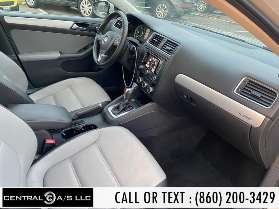 2013 Volkswagen Jetta Sedan 4dr Auto Hybrid SE, available for sale in East Windsor, Connecticut | Central A/S LLC. East Windsor, Connecticut 2013 Volkswagen Jetta Sedan 4dr Auto Hybrid SE, available for sale in East Windsor, Connecticut | Central A/S LLC. East Windsor, Connecticut
