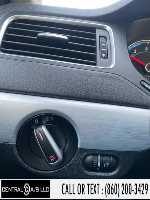 2013 Volkswagen Jetta Sedan 4dr Auto Hybrid SE, available for sale in East Windsor, Connecticut | Central A/S LLC. East Windsor, Connecticut 2013 Volkswagen Jetta Sedan 4dr Auto Hybrid SE, available for sale in East Windsor, Connecticut | Central A/S LLC. East Windsor, Connecticut
