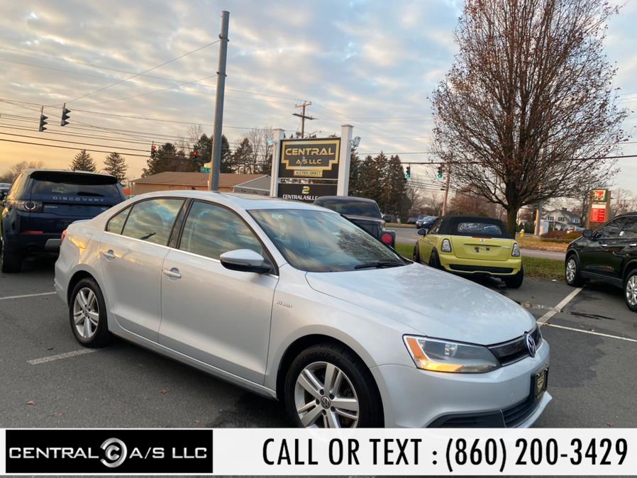 2013 Volkswagen Jetta Sedan 4dr Auto Hybrid SE, available for sale in East Windsor, Connecticut | Central A/S LLC. East Windsor, Connecticut 2013 Volkswagen Jetta Sedan 4dr Auto Hybrid SE, available for sale in East Windsor, Connecticut | Central A/S LLC. East Windsor, Connecticut