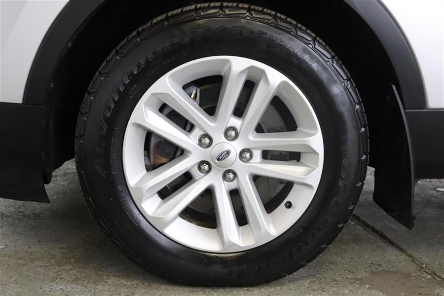 Used Ford Explorer XLT 2014 | Fast Track Motors. Paterson, New Jersey Used Ford Explorer XLT 2014 | Fast Track Motors. Paterson, New Jersey