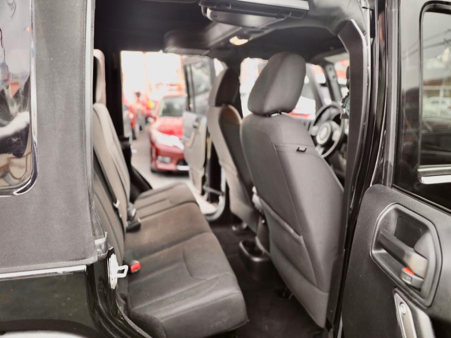 Used Jeep Wrangler Unlimited Sport 4x4 2017 | Advanced Auto Mall. Bronx, New York Used Jeep Wrangler Unlimited Sport 4x4 2017 | Advanced Auto Mall. Bronx, New York