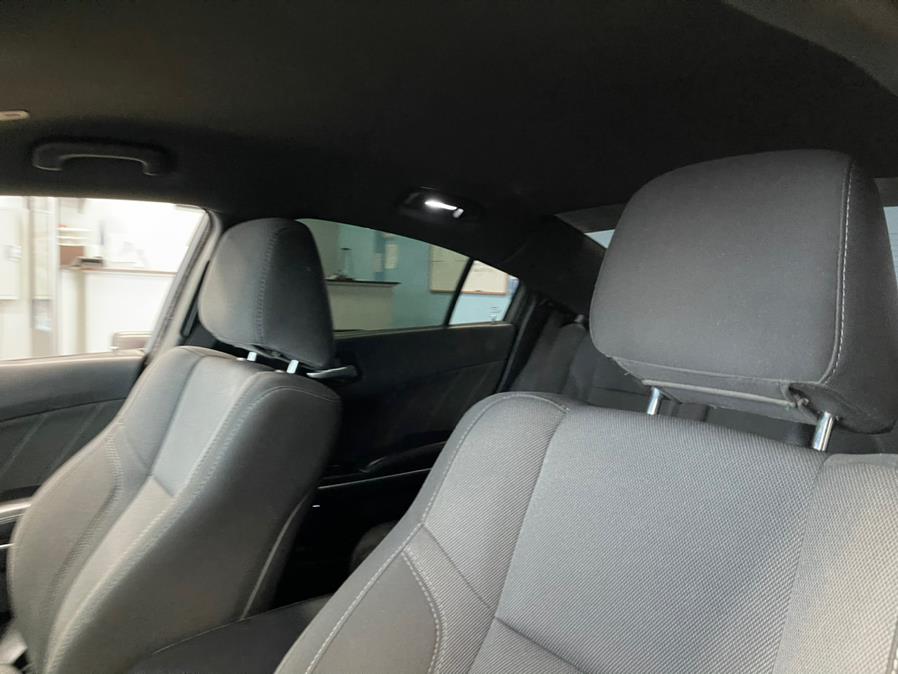 Used Dodge Charger R/T RWD 2018 | 5 Towns Drive. Inwood, New York Used Dodge Charger R/T RWD 2018 | 5 Towns Drive. Inwood, New York