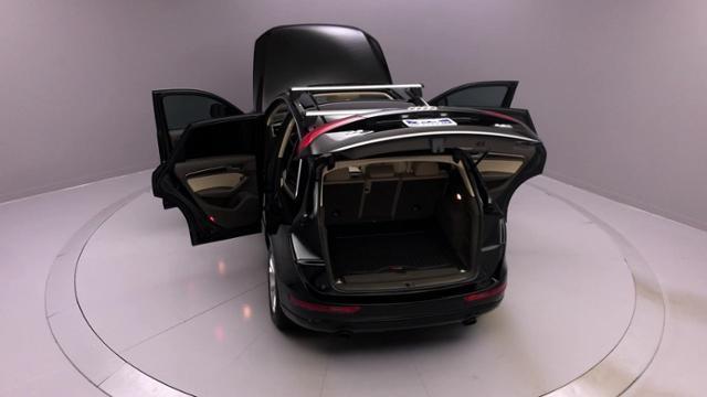 2015 Audi Q5 quattro 4dr 2.0T Premium, available for sale in Naugatuck, Connecticut | J&M Automotive Sls&Svc LLC. Naugatuck, Connecticut 2015 Audi Q5 quattro 4dr 2.0T Premium, available for sale in Naugatuck, Connecticut | J&M Automotive Sls&Svc LLC. Naugatuck, Connecticut