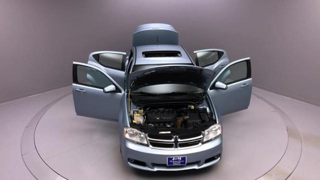 2013 Dodge Avenger 4dr Sdn SXT, available for sale in Naugatuck, Connecticut | J&M Automotive Sls&Svc LLC. Naugatuck, Connecticut 2013 Dodge Avenger 4dr Sdn SXT, available for sale in Naugatuck, Connecticut | J&M Automotive Sls&Svc LLC. Naugatuck, Connecticut