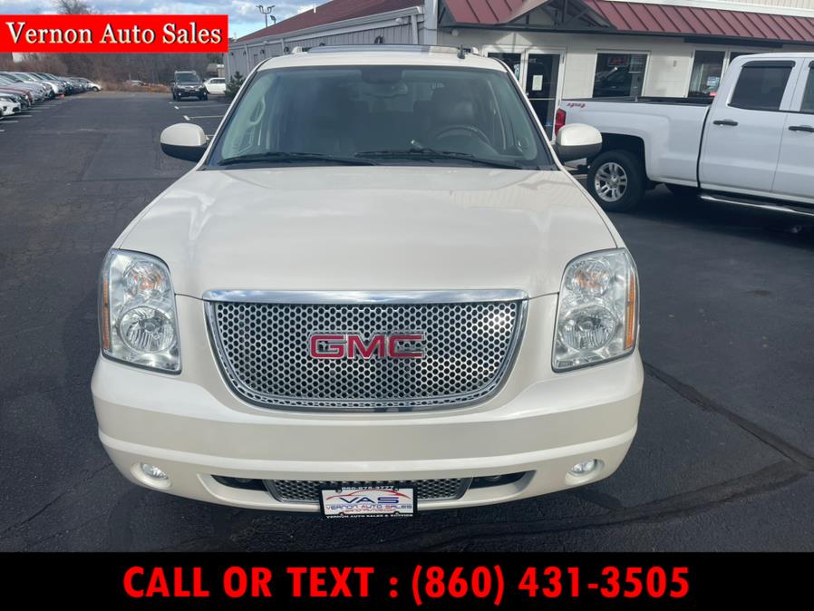 2013 GMC Yukon AWD 4dr 1500 Denali, available for sale in Manchester, Connecticut | Vernon Auto Sale & Service. Manchester, Connecticut 2013 GMC Yukon AWD 4dr 1500 Denali, available for sale in Manchester, Connecticut | Vernon Auto Sale & Service. Manchester, Connecticut