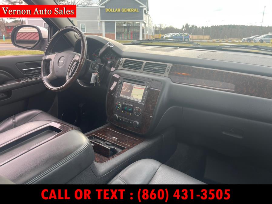 2013 GMC Yukon AWD 4dr 1500 Denali, available for sale in Manchester, Connecticut | Vernon Auto Sale & Service. Manchester, Connecticut 2013 GMC Yukon AWD 4dr 1500 Denali, available for sale in Manchester, Connecticut | Vernon Auto Sale & Service. Manchester, Connecticut