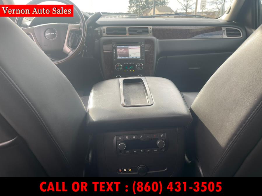 2013 GMC Yukon AWD 4dr 1500 Denali, available for sale in Manchester, Connecticut | Vernon Auto Sale & Service. Manchester, Connecticut 2013 GMC Yukon AWD 4dr 1500 Denali, available for sale in Manchester, Connecticut | Vernon Auto Sale & Service. Manchester, Connecticut