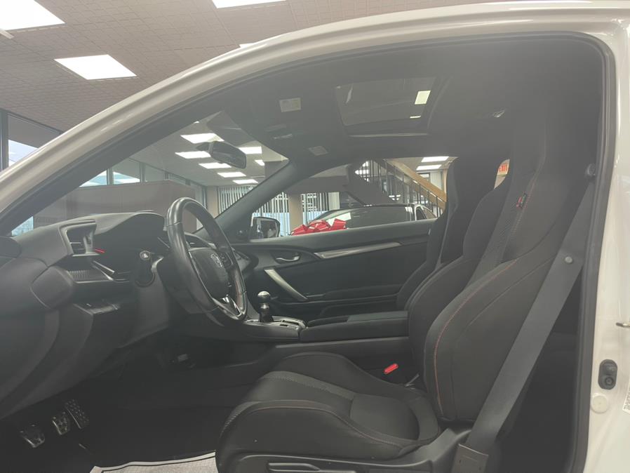 2019 Honda Civic Si Coupe Manual, available for sale in Massapequa Park, New York | Power Motors East. Massapequa Park, New York 2019 Honda Civic Si Coupe Manual, available for sale in Massapequa Park, New York | Power Motors East. Massapequa Park, New York
