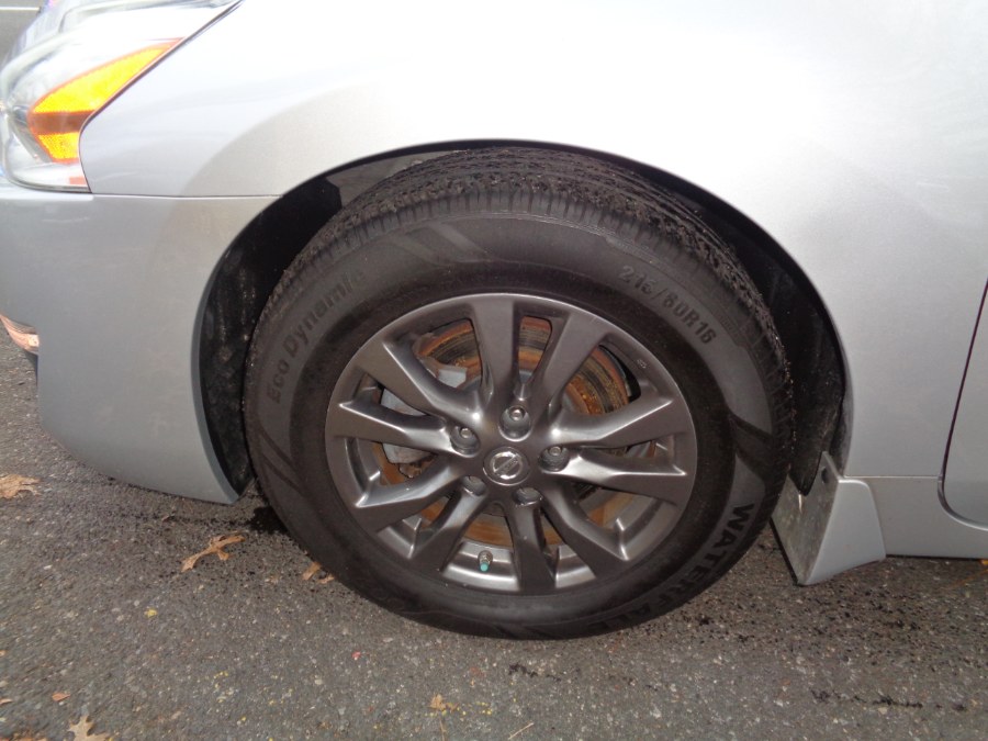 2015 Nissan Altima 4dr Sdn I4 2.5 S, available for sale in Elmont, New York | Sunrise of Elmont. Elmont, New York 2015 Nissan Altima 4dr Sdn I4 2.5 S, available for sale in Elmont, New York | Sunrise of Elmont. Elmont, New York
