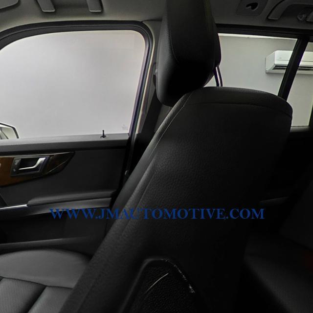 2014 Mercedes-benz Glk-class 4MATIC 4dr GLK 350, available for sale in Naugatuck, Connecticut | J&M Automotive Sls&Svc LLC. Naugatuck, Connecticut 2014 Mercedes-benz Glk-class 4MATIC 4dr GLK 350, available for sale in Naugatuck, Connecticut | J&M Automotive Sls&Svc LLC. Naugatuck, Connecticut