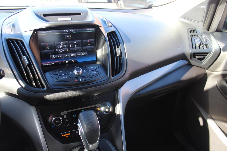 2015 Ford Escape 4WD 4dr SE, available for sale in Deer Park, New York | Car Tec Enterprise Leasing & Sales LLC. Deer Park, New York 2015 Ford Escape 4WD 4dr SE, available for sale in Deer Park, New York | Car Tec Enterprise Leasing & Sales LLC. Deer Park, New York