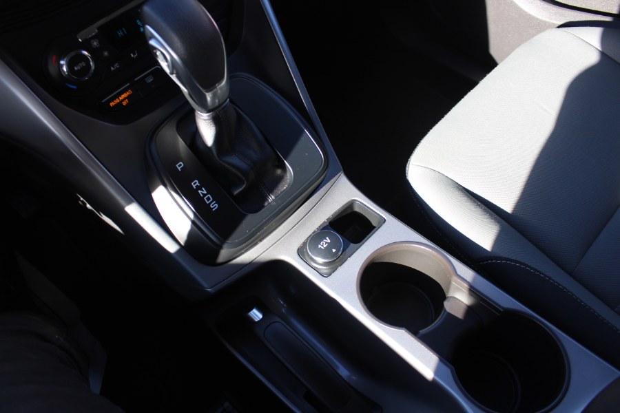 2015 Ford Escape 4WD 4dr SE, available for sale in Deer Park, New York | Car Tec Enterprise Leasing & Sales LLC. Deer Park, New York 2015 Ford Escape 4WD 4dr SE, available for sale in Deer Park, New York | Car Tec Enterprise Leasing & Sales LLC. Deer Park, New York